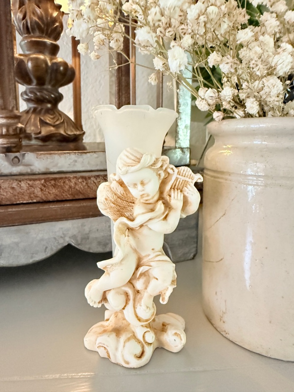 Vintage Italian Cherub Bud Vase - Cream White - Picture 4 of 15